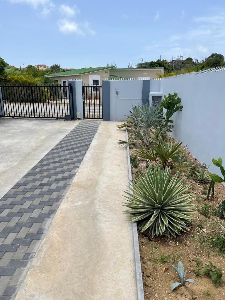 Villa Susanna 3 Bedroom 2 Bathroom House Sleeps 6Plus Willemstad Zewnętrze zdjęcie